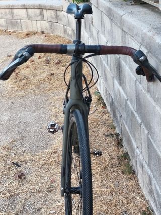 Bicicleta Gravel Specialized