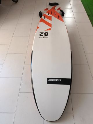 Tavola da windsurf RRD 
Wavecult 82