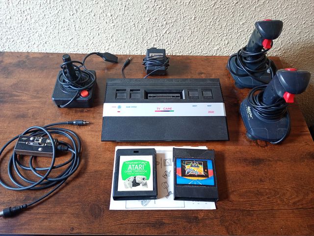 Consola TV Game 2060 + 2 juegos