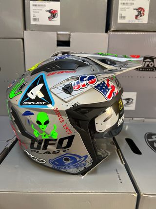 Casco moto M trial  UFO jet plata