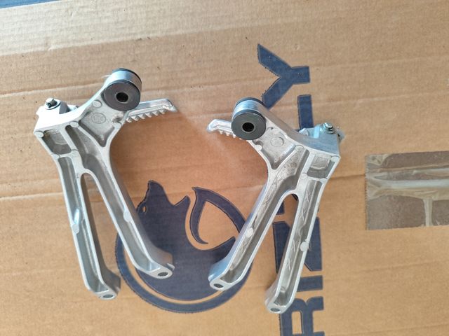 Pedane post. VTR SP - 2pz