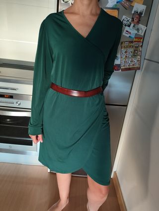 Vestido verde cruzado. Talla única