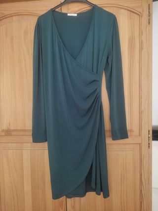 Vestido verde cruzado. Talla única