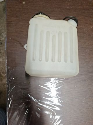 Botella limpiaparabrisas Ford fiesta MK1 