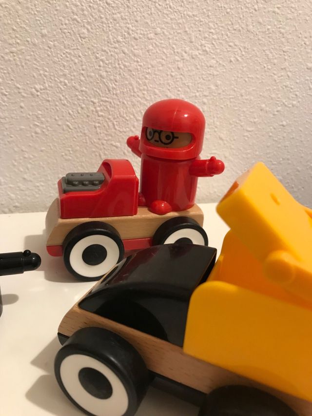 Auto in legno per bambini - 6 pezzi