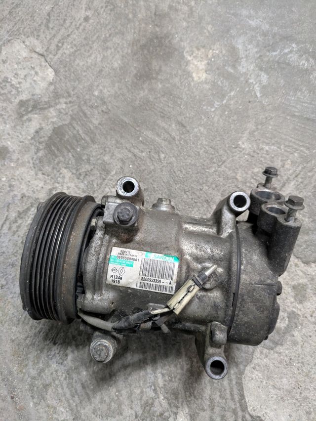Compressor AC Clio 2 RS - Usado