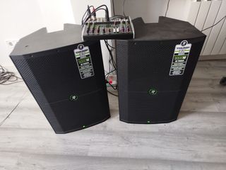 Alquiler Altavoces makie Thump 215XT - Impecables