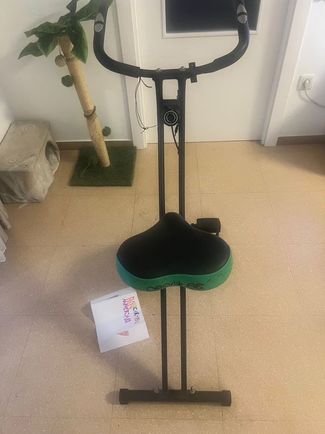 Bicicleta estática Cecotec. NO AGO ENVÍO