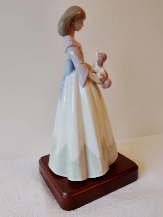 Figura NAO-LLADRÓ "cachorro mimado" Número 1331