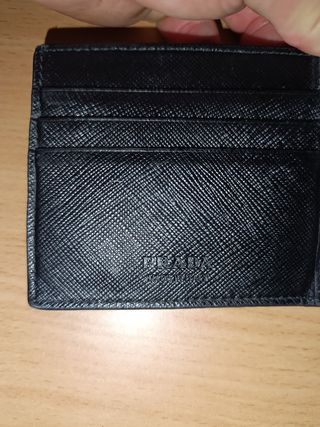 Prada - Billetera Negra