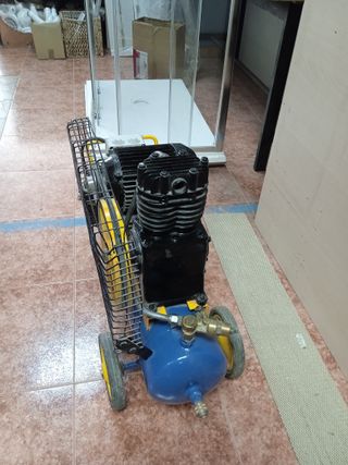 CH030 - Compresor para máquina de gotelé Sagola