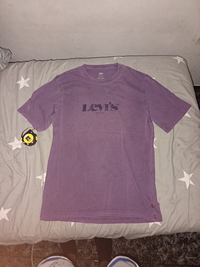 Camiseta Levi's morada Talla S