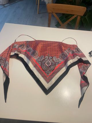 Top Zara estampado paisley