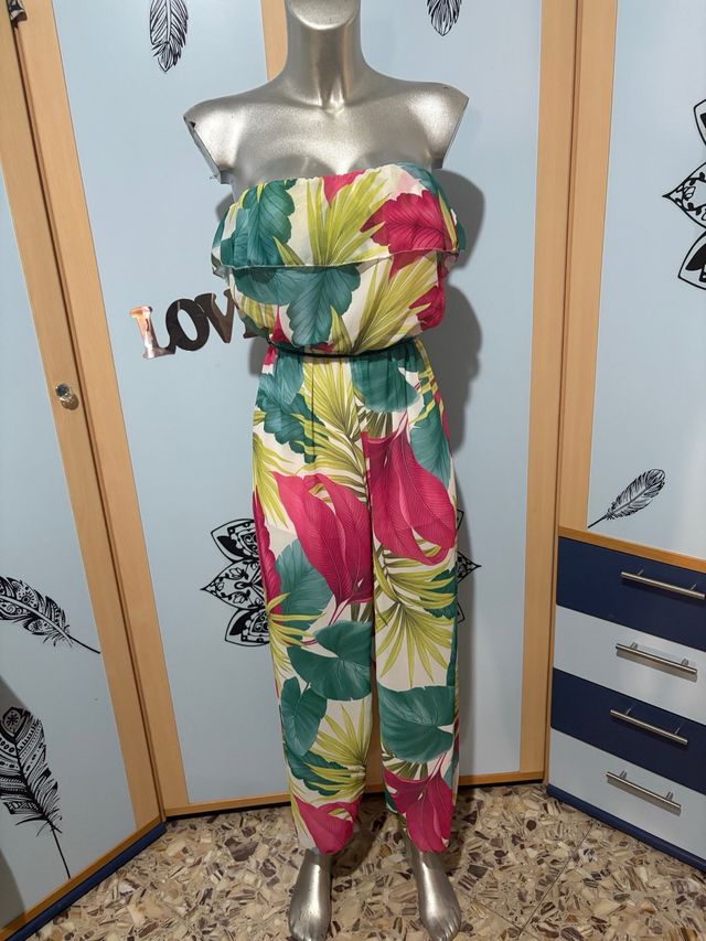 Tuta estiva tropicale L