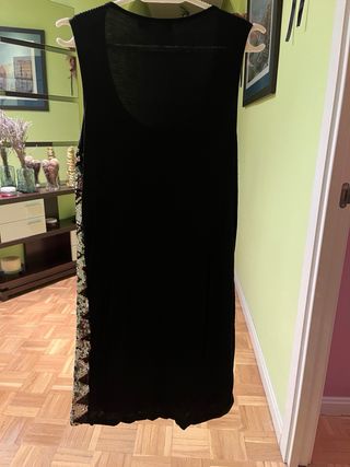 Vestido negro lentejuelas multicolor