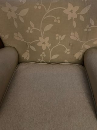 Sillón beige renovado