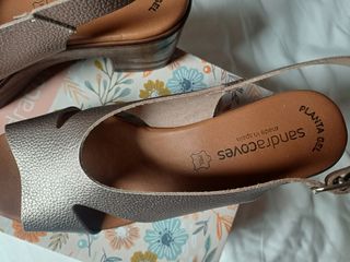 Sandalias Plataforma cuñas. Sin estrenar.