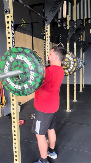 JAULA CROSSFIT CON 4 RACK (Montaje a pared) 