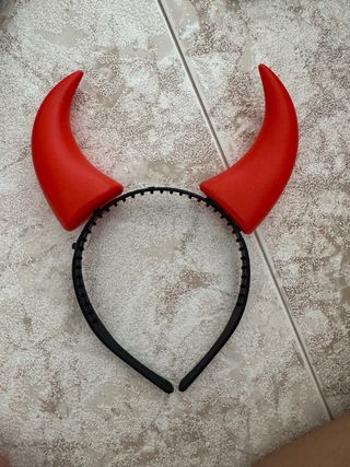 Diadema cuernos diablo roja