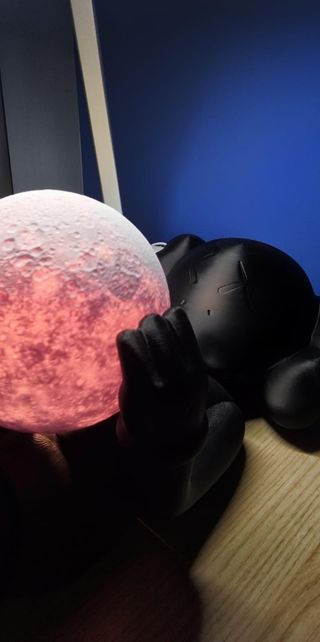 Lampada Luna Kaws 3D