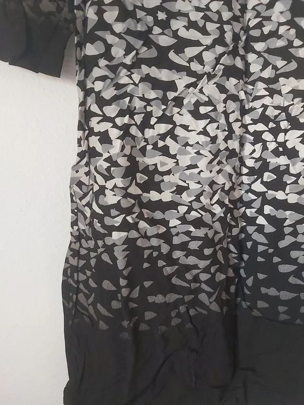 Vestido negro y gris