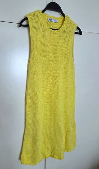 Vestido amarillo Zara
