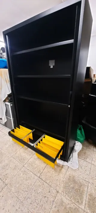 Armario metálico oficina/despacho - Negro