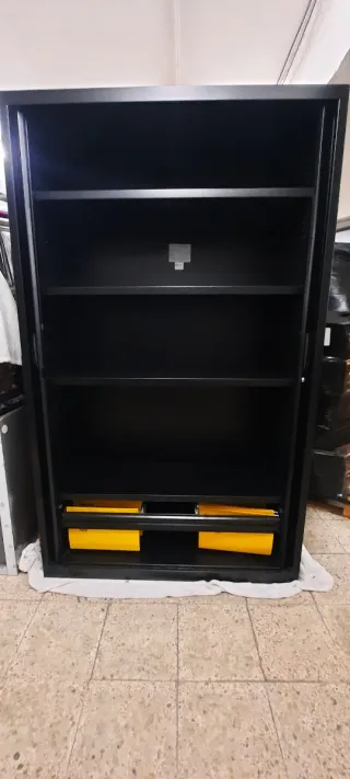 Armario metálico oficina/despacho - Negro