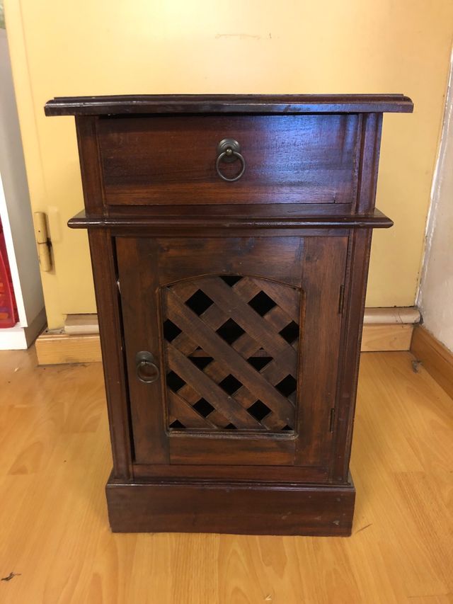 Mesita noche madera colonial