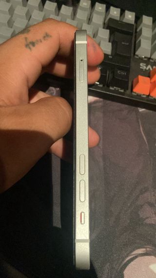iPhone 12 - 94% batería