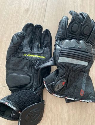 Cazadora Dainese moto negra