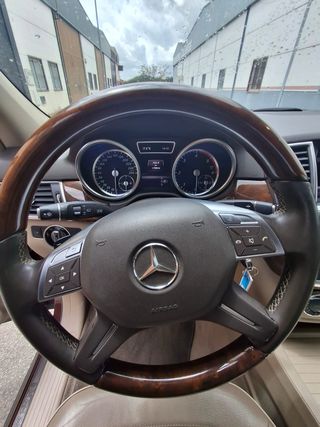 Mercedes-Benz  GLE 2013