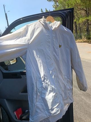 Chaqueta Lyle & Scott blanca