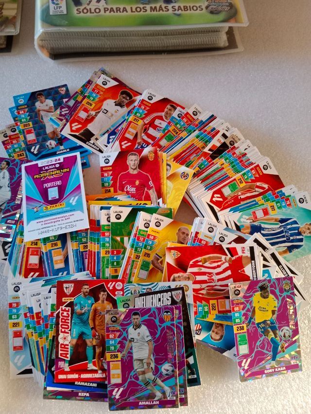 Lote 1240 cromos album este mundo color 2012 2024