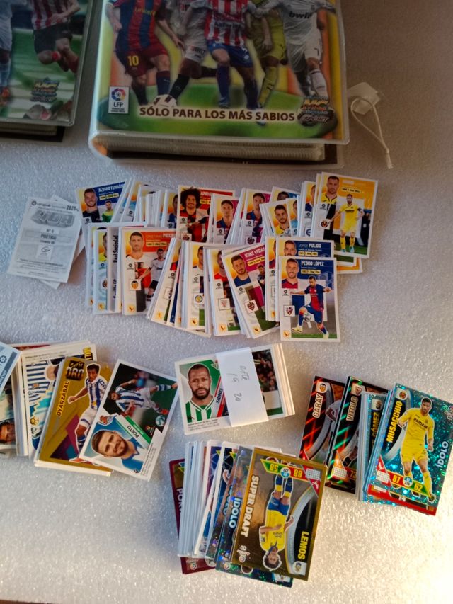 Lote 1240 cromos album este mundo color 2012 2024