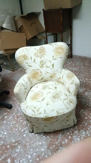 Sillón vintage floral