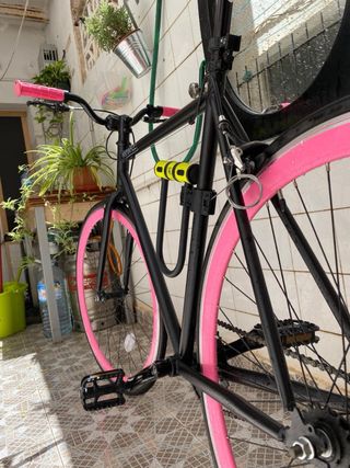 Bicicleta Fixie Kamikaze negra. talla L