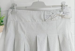 Preciosa falda plisada de Zara