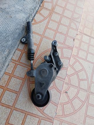 Tensor auxiliar 
 Seat León mk1 90cv