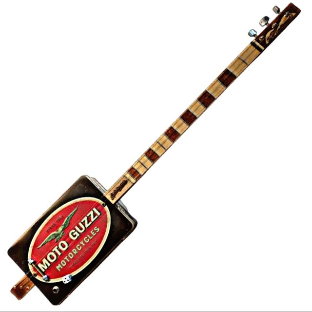 Chitarra Cigar Box Moto Guzzi