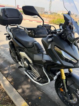 Honda XADV 750 - Moto Scooter