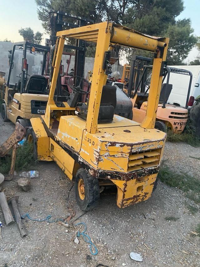 Carretilla elevadora usada ruedas gemelas