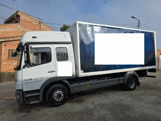 Mercedes Atego 6 Plazas. 1224. Plataforma