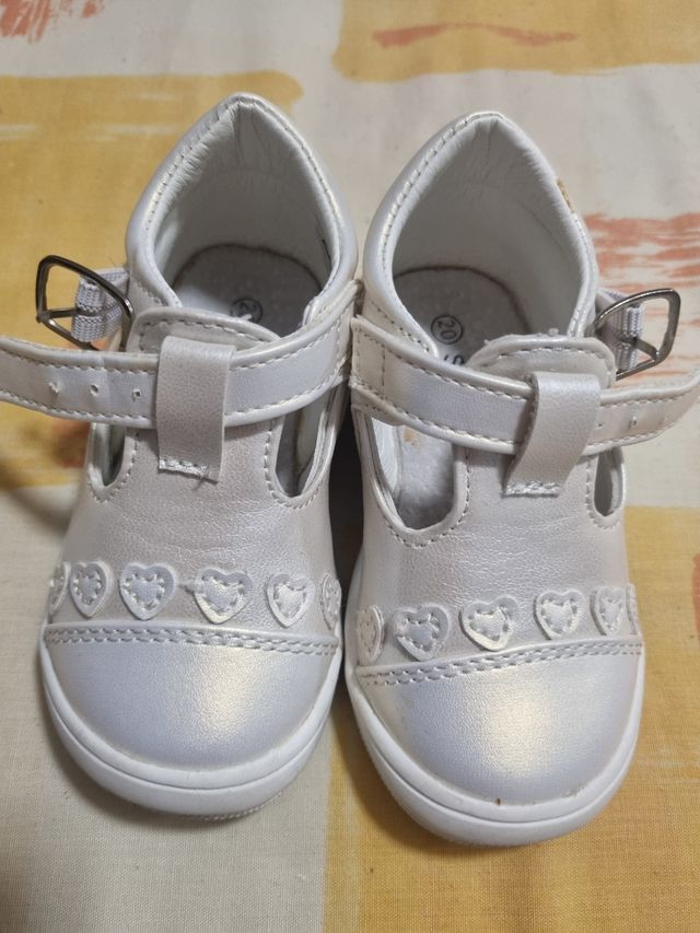 Sandalias niña blancas, evento