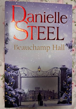 Beauchamp Hall (Spanish Edition)