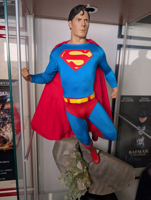 Sideshow Superman Statua