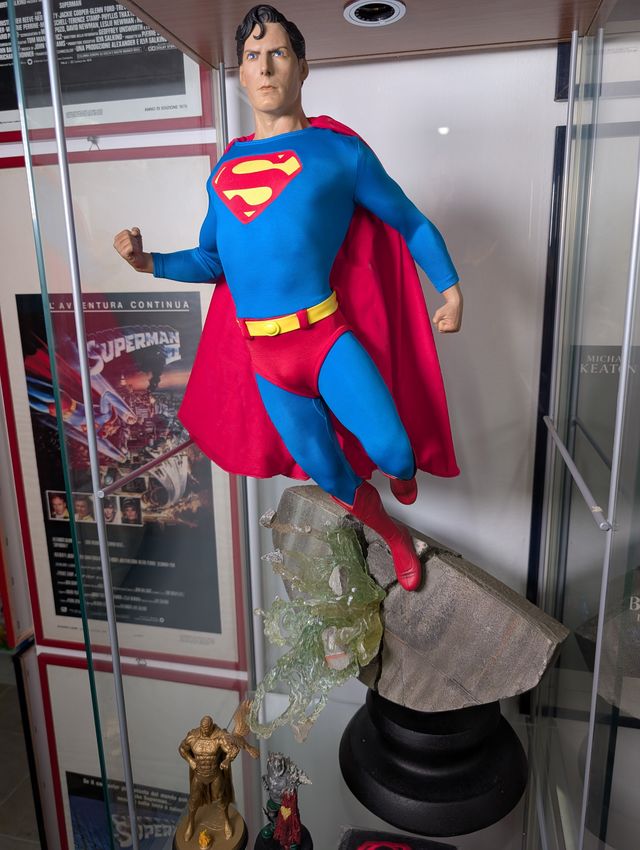 Sideshow Superman Statua
