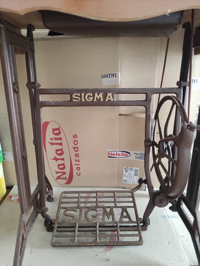 Máquina coser Sigma Antigua