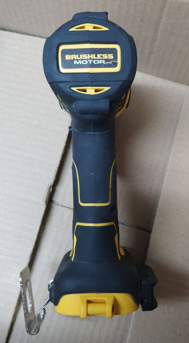 Atornillador Impacto Dewalt XR DCF887