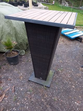 Mesa exterior mimbre - jardín